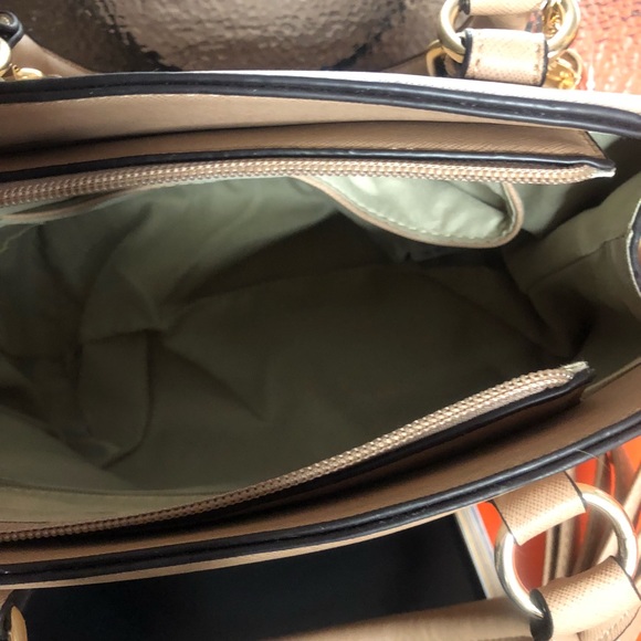 Woman Purse - Picture 6 of 6